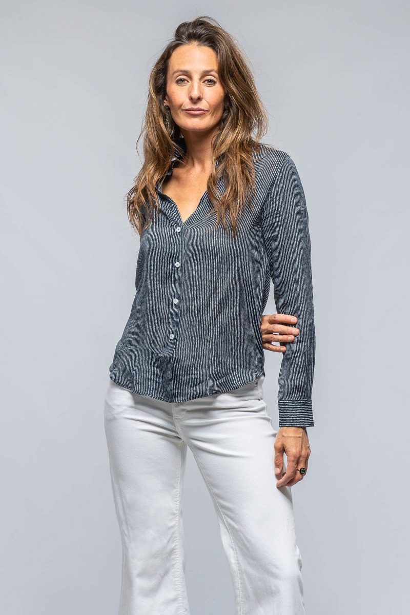 amina rubinacci dolce thin stripe silk blouse in navy white ladies blouses axels vail 39301467046122