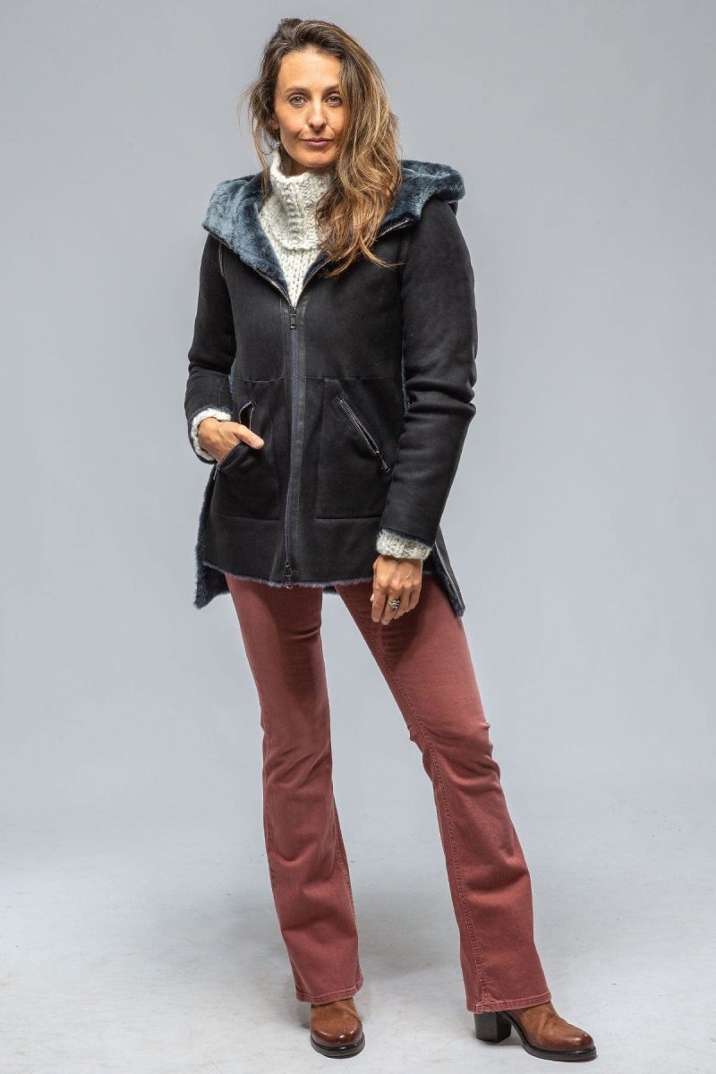 artico trentino reversible side snap shearling in navy ladies outerwear shearling axels vail 39389106864362