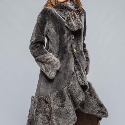 artico wild long reversible shearling ladies outerwear shearling axels vail 36341100445930