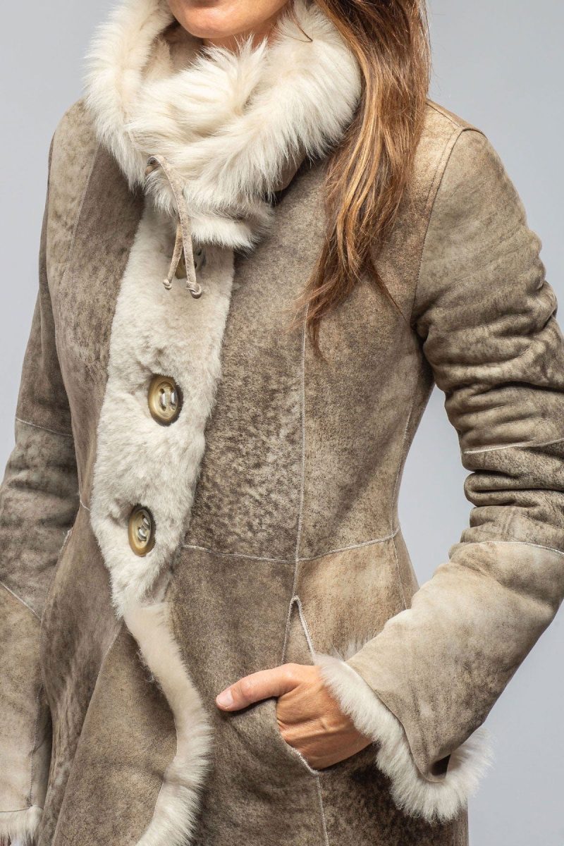 artico wild reversible long shearling in icy tundra ladies outerwear shearling axels vail 40339465863402