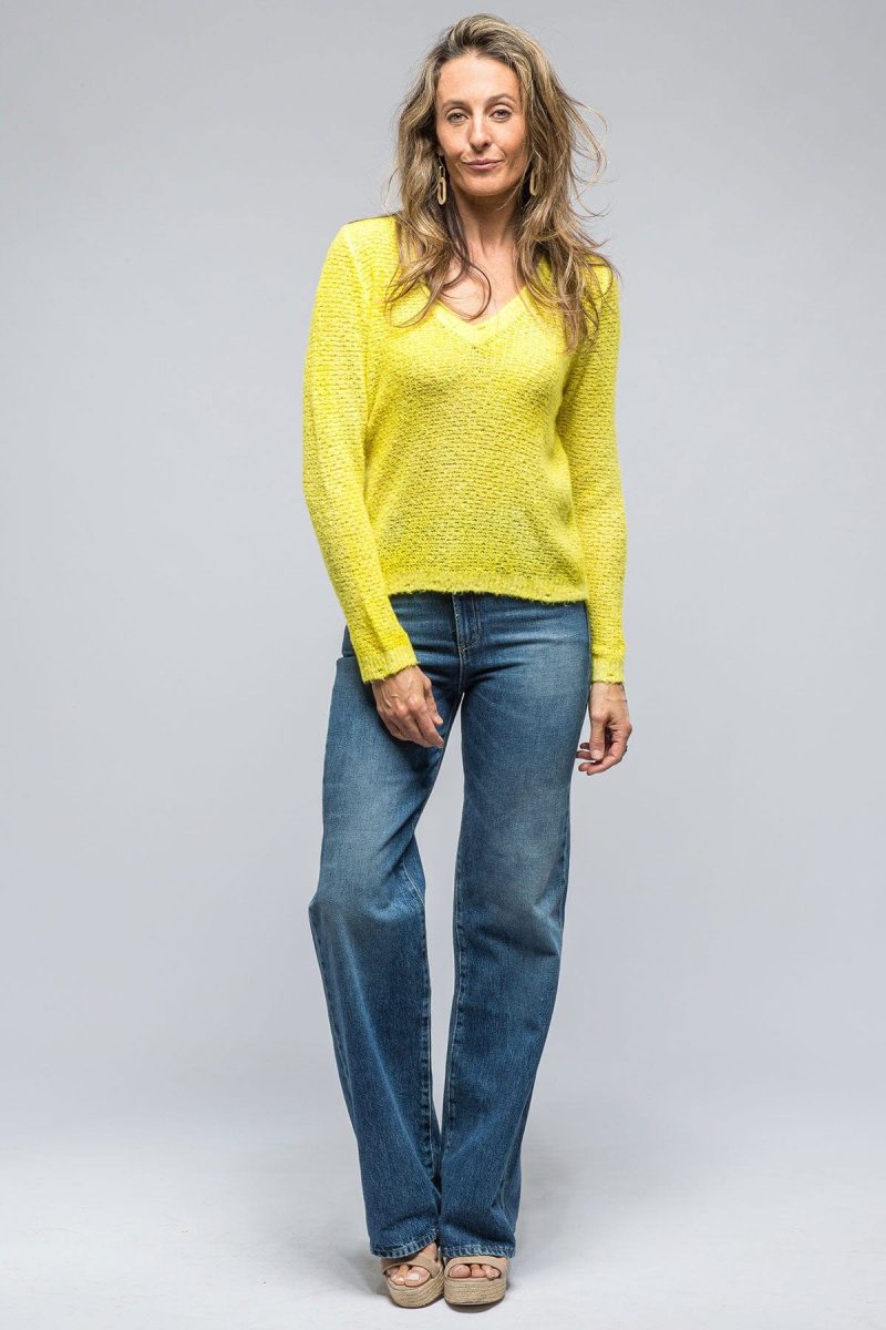 avant toi biggi v neck sweater in yellow ladies sweaters axels vail 39106829582570