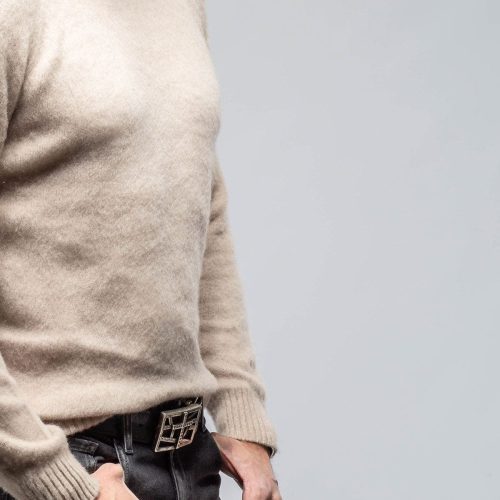 avant toi henry crew neck cashmere sweater in beige mens sweaters axels vail 39882246095082