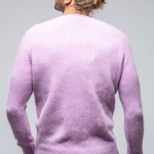 avant toi henry crew neck cashmere sweater in lavender mens sweaters axels vail 39882258153706