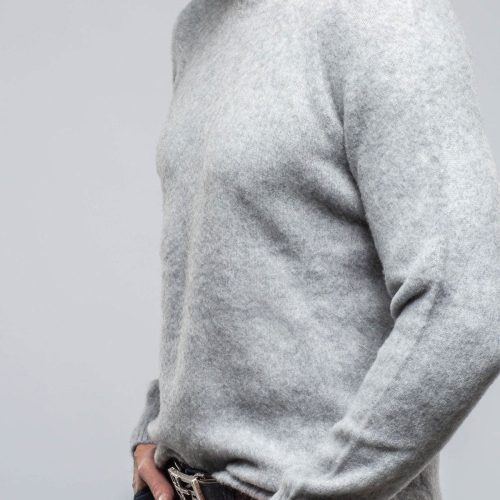 avant toi henry crew neck cashmere sweater in stone grey mens sweaters axels vail 39882251469034