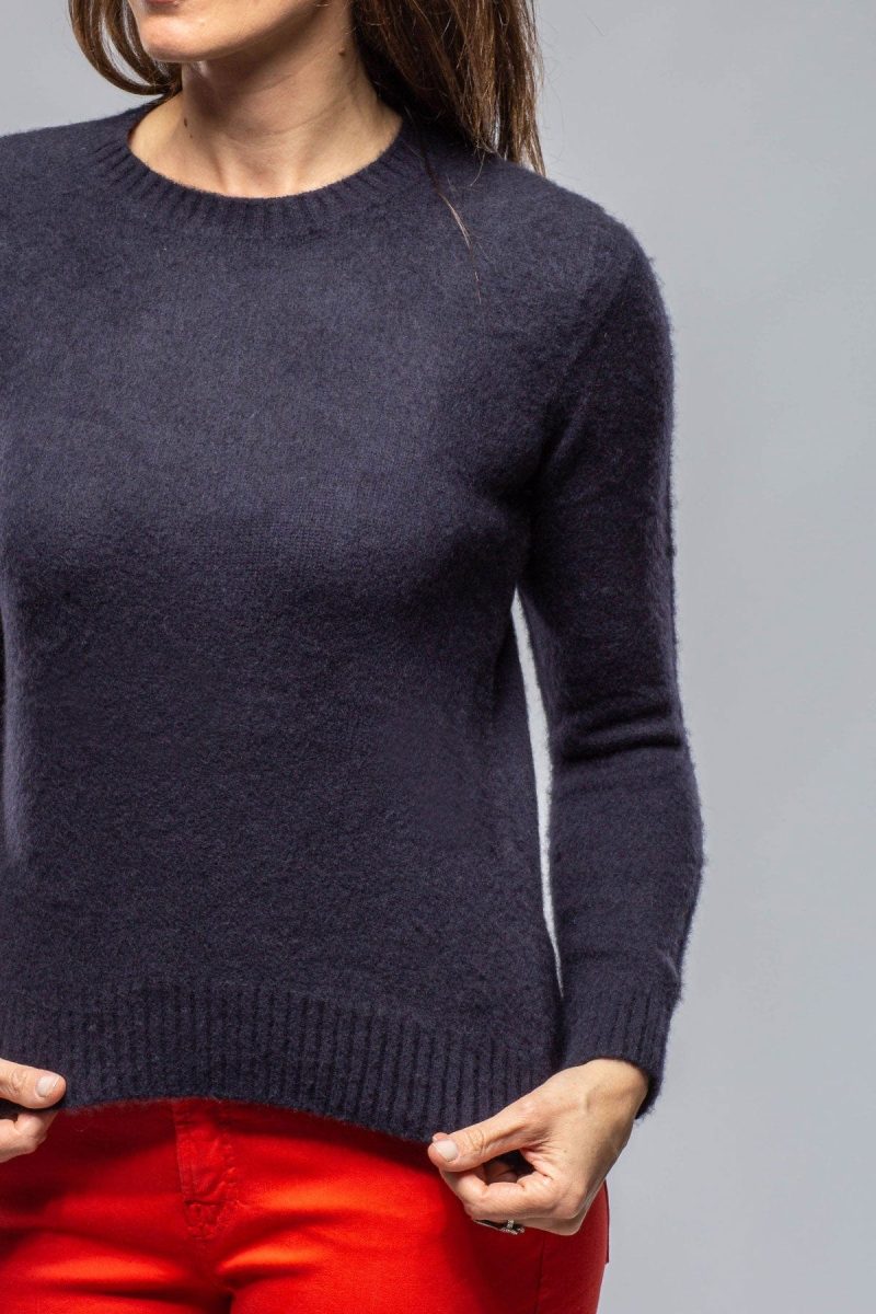 avant toi merit sweater in navy ladies sweaters axels vail 39899137278186