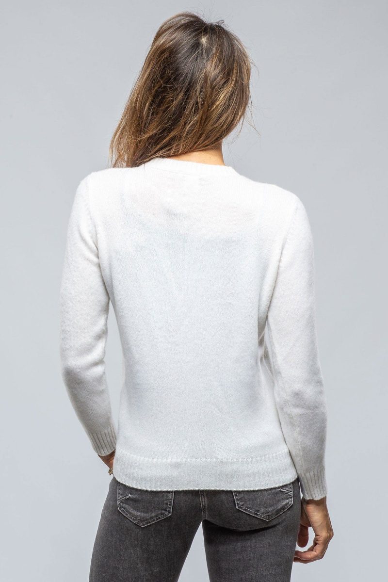 avant toi merit sweater in white ladies sweaters axels vail 39443443024106