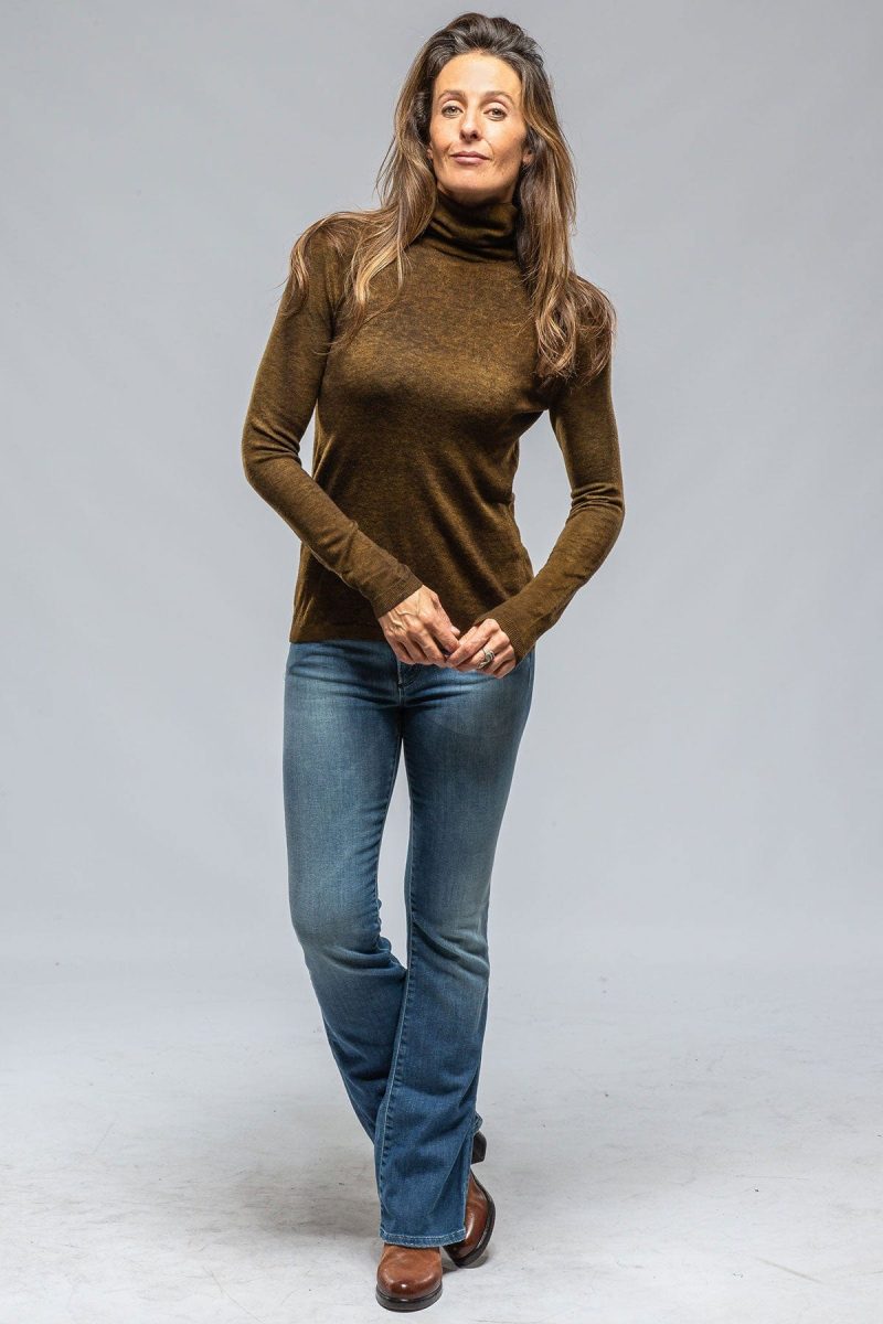 avant toi mora cashmere t neck in shaded mustard ladies sweaters axels vail 39409514774762