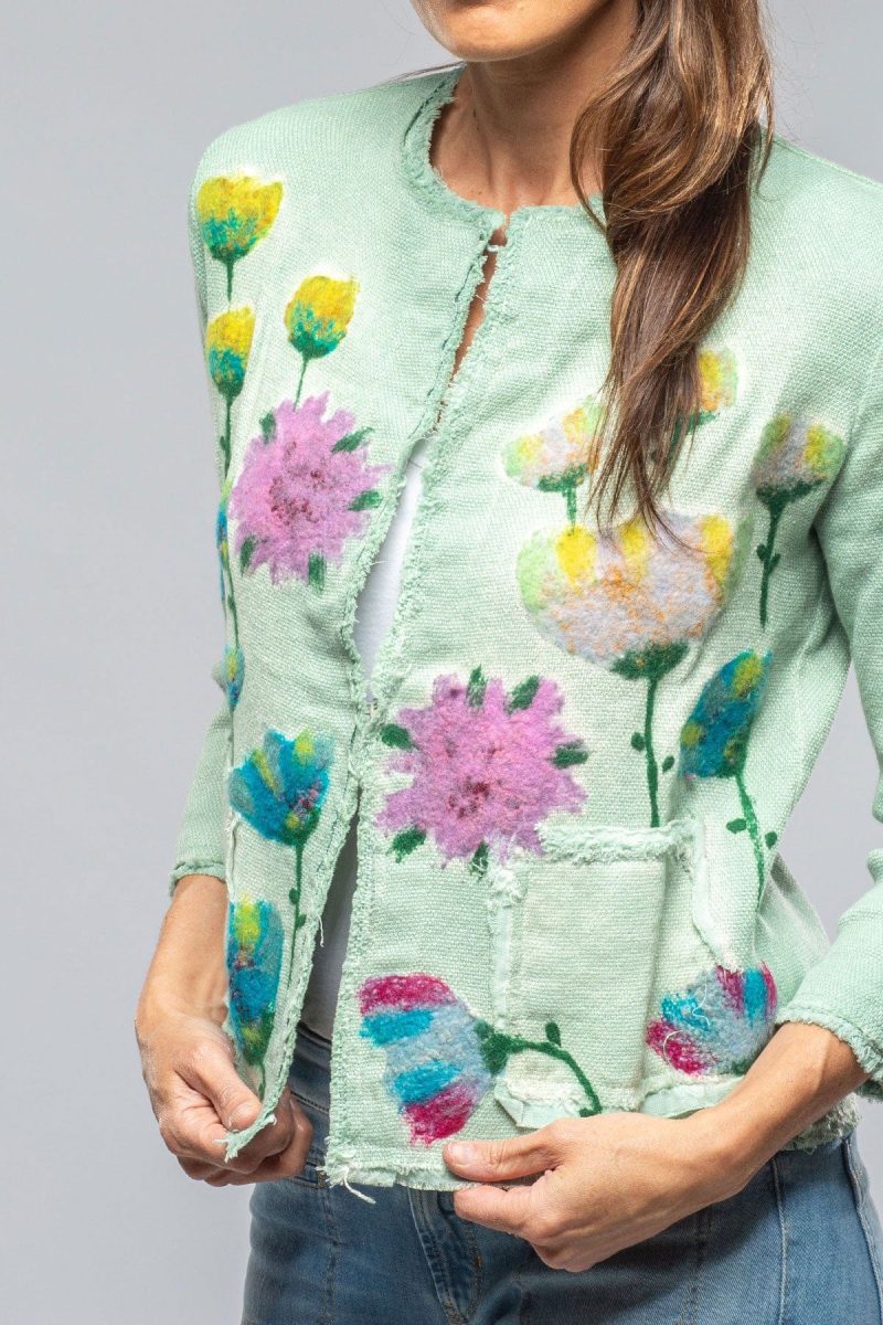 avant toi wildflower cropped jacket in jade ladies tailored jackets axels vail 40081131045098