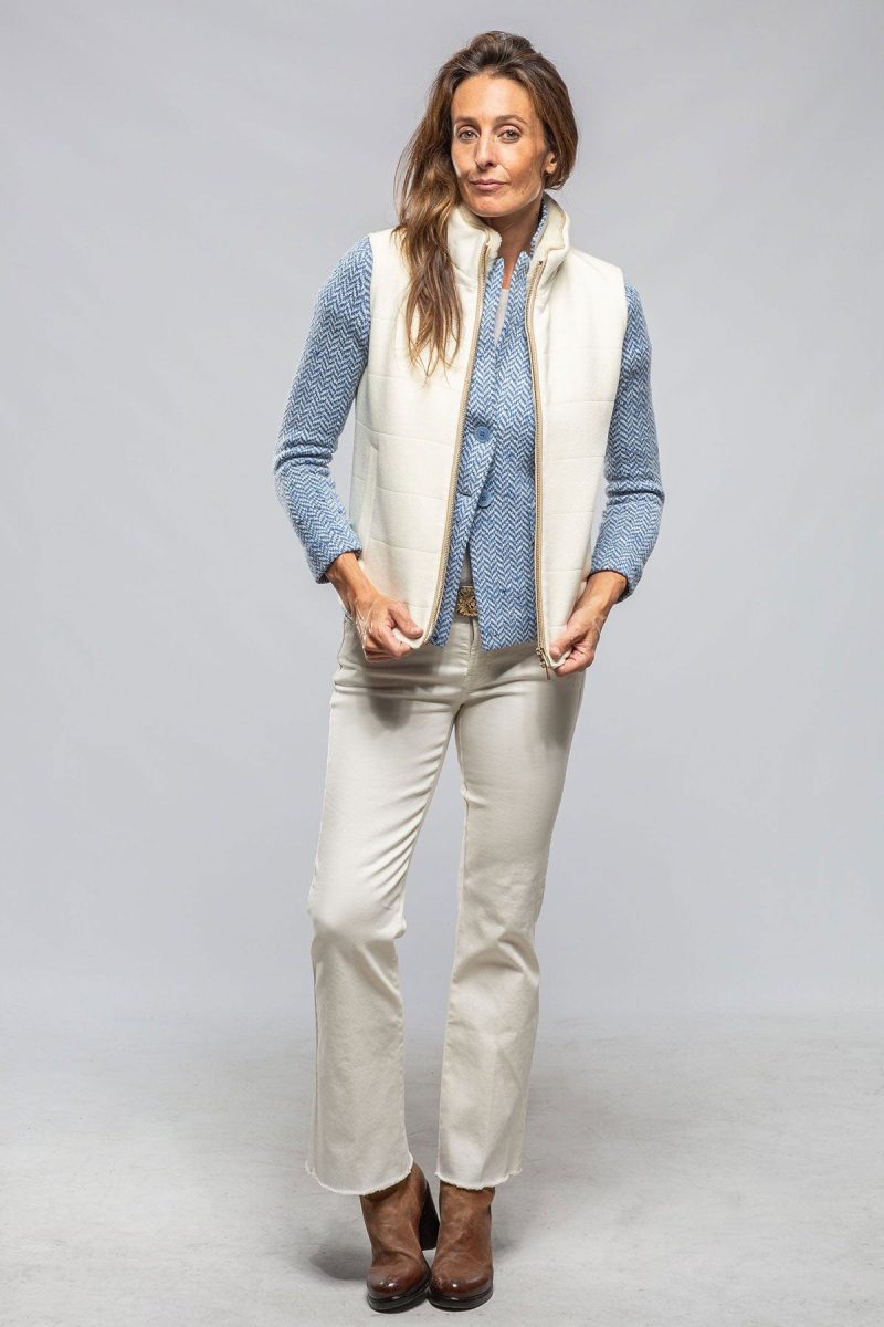 axels diana vest in white ladies outerwear cloth axels vail 40228923867370