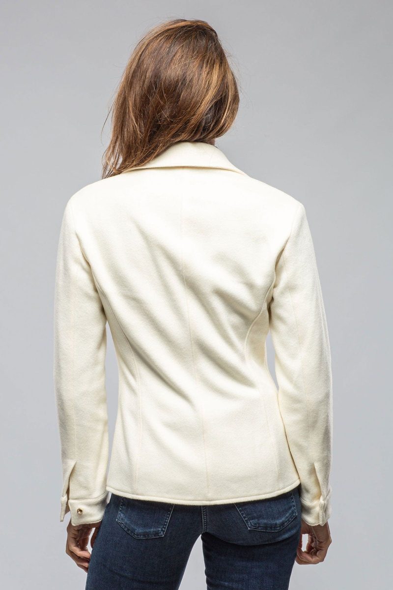 axels eloise virgin wool shirt jacket in white ladies outerwear cloth axels vail 40312413585642