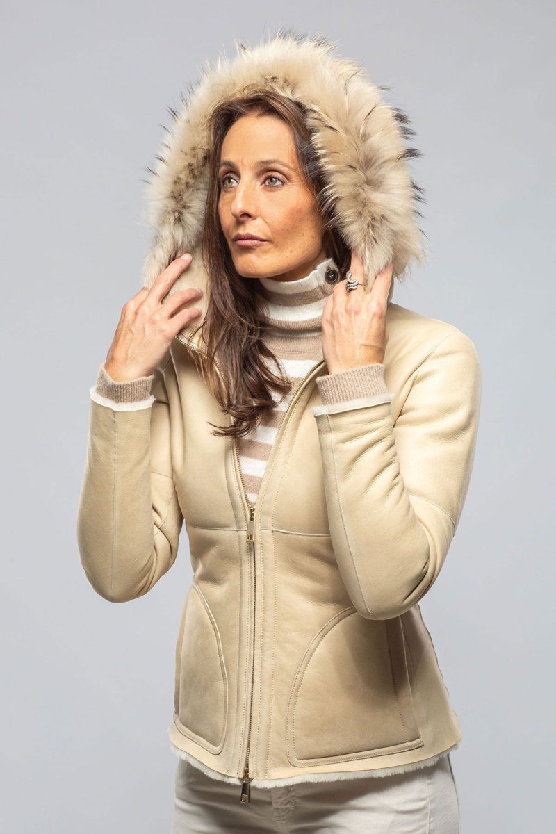 axels patricia shearling in palomino ladies outerwear shearling axels vail 40375797022954