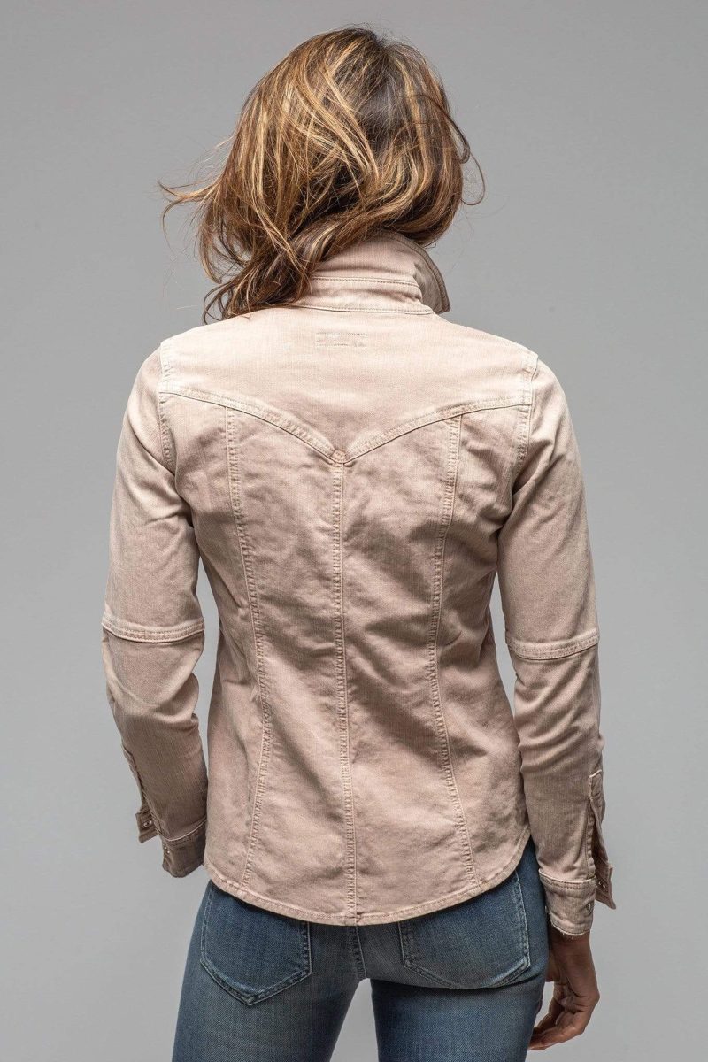 axels premium denim sweetwater stone wash denim shirt in desert ladies tops axels vail 30101622194365