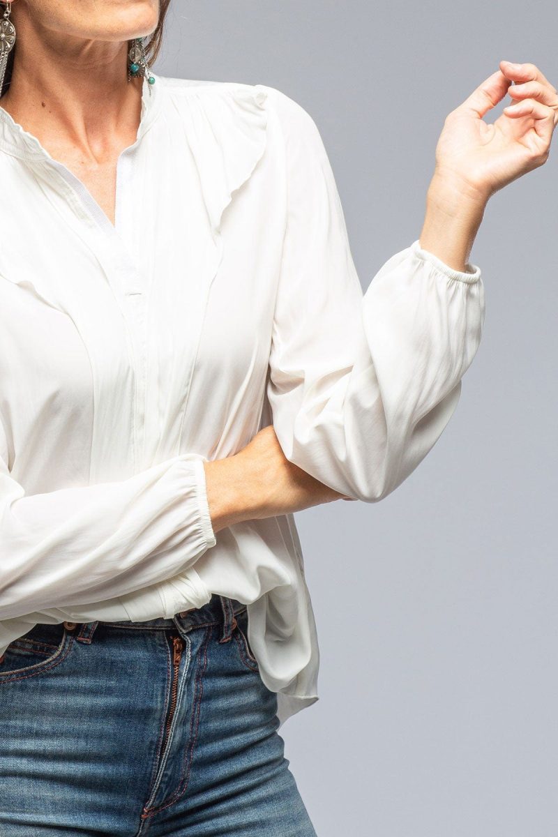 beate heymann tessa wavy ruffle v neck blouse in cream ladies blouses axels vail 39241832825066