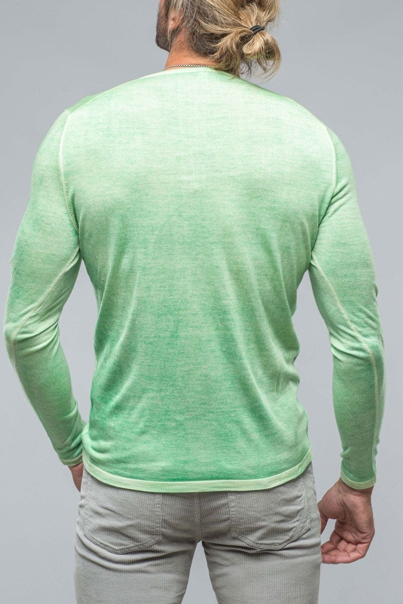 dune matteo cashmere crew in green mens sweaters axels vail 38547938803946