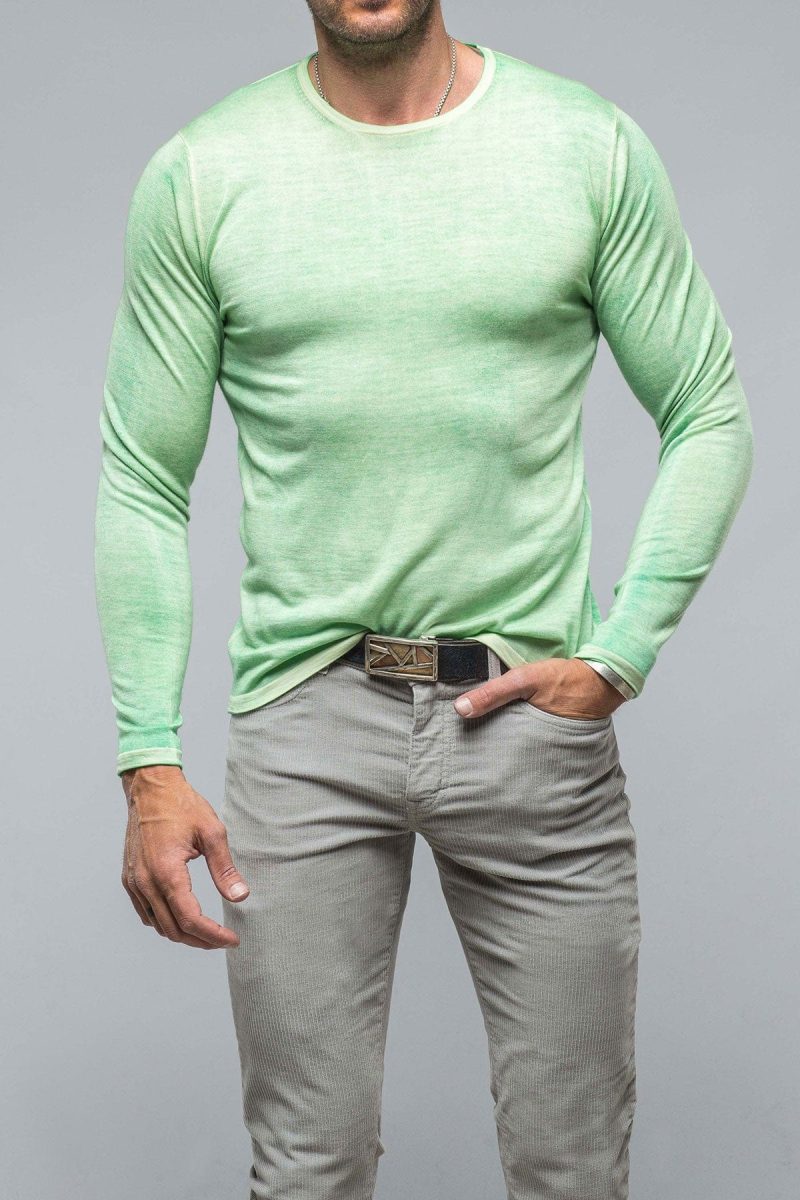 dune matteo cashmere crew in green mens sweaters axels vail 38547939098858