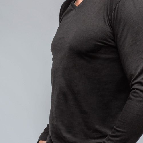 georg roth del mar ls v neck in black mens shirts t shirts axels vail 38663115997418