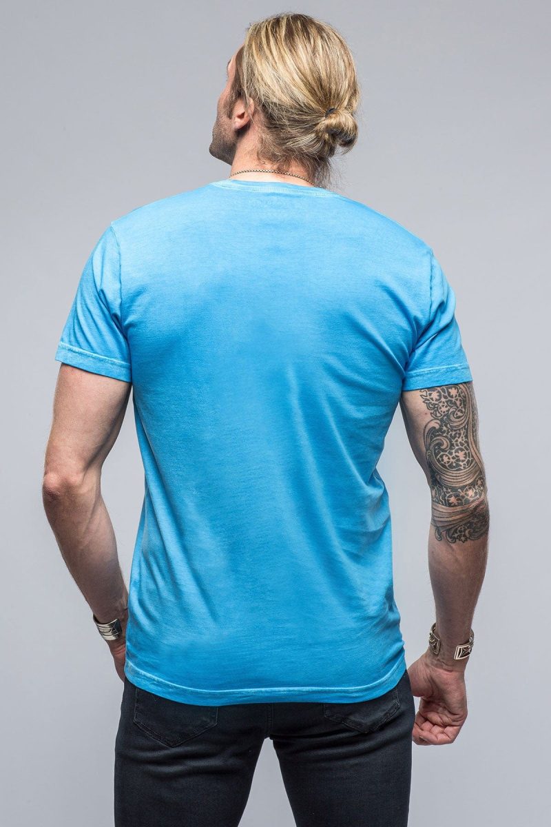 georg roth pismo cotton tee in blue lagoon mens shirts t shirts axels vail 39152557457642