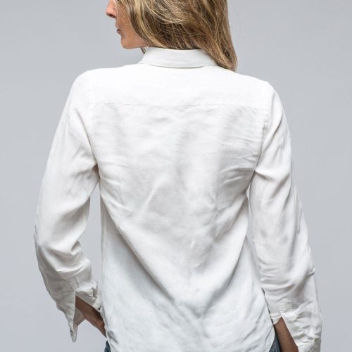 giannetto portofino sasco linen shirt in white ladies tops axels vail 39147633115370