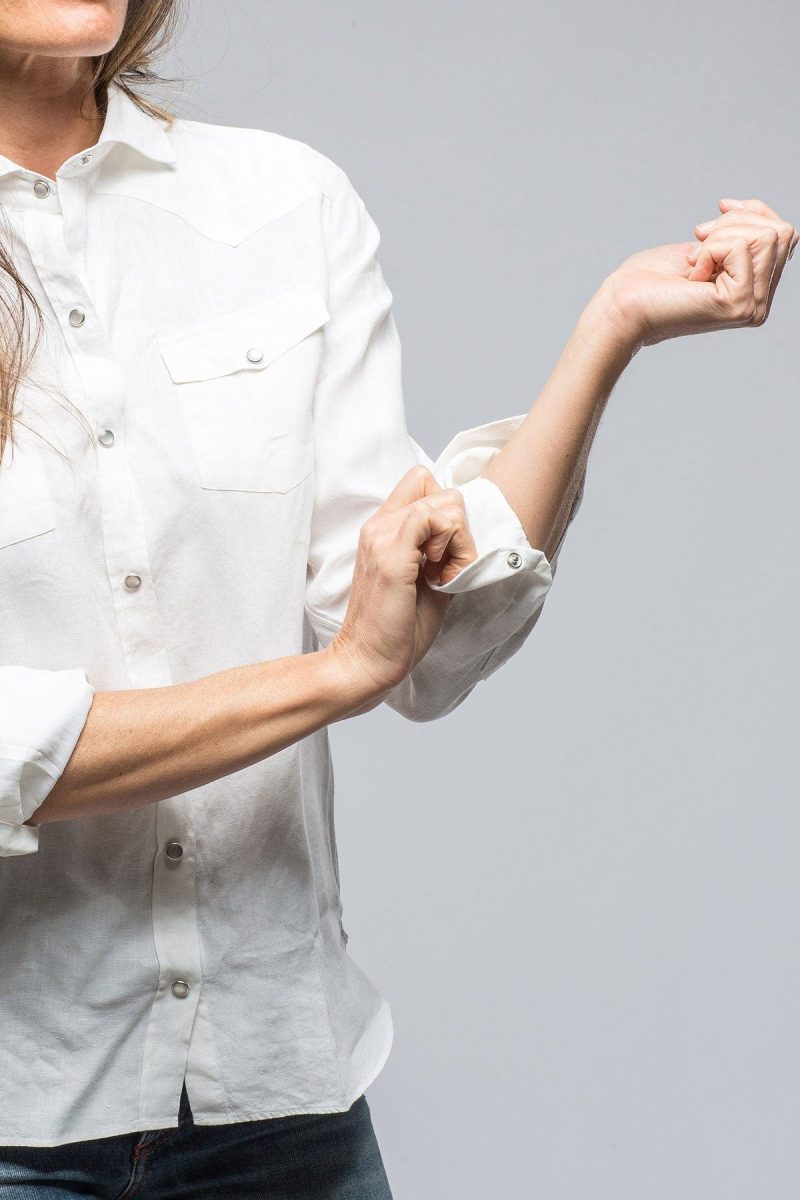 giannetto portofino sasco linen shirt in white ladies tops axels vail 39147633148138