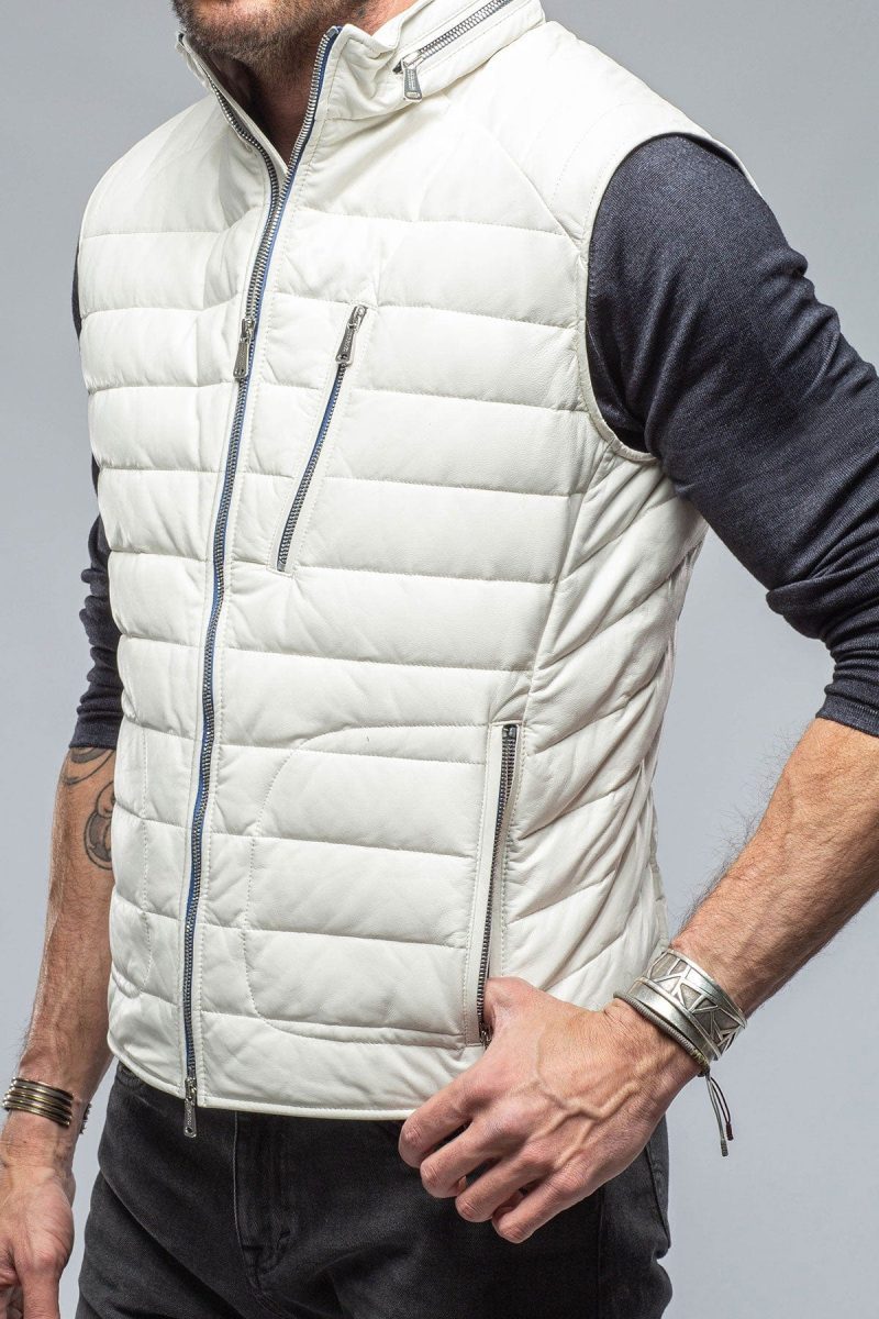 heinz bauer saxan vest in off white mens outerwear leather axels vail 36650821026026