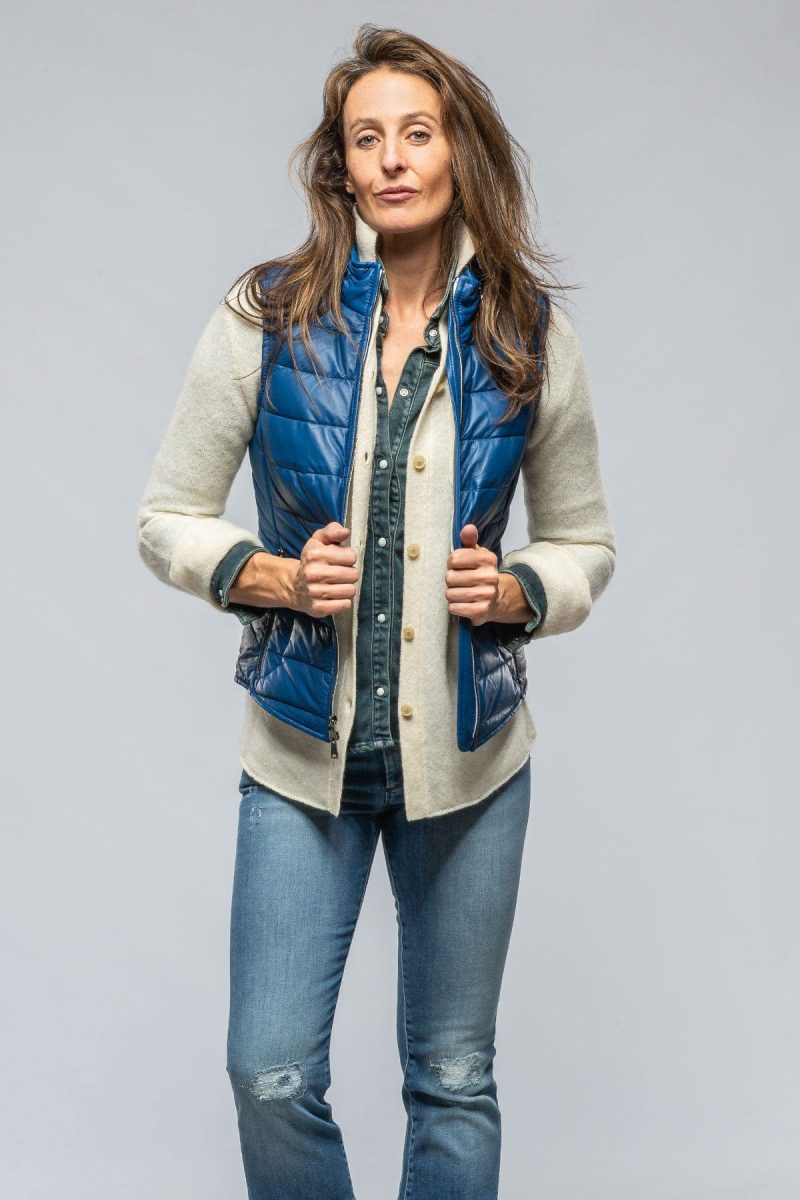 heinz bauer tignes quilted leather vest in true blue ladies outerwear leather axels vail 39497494724842