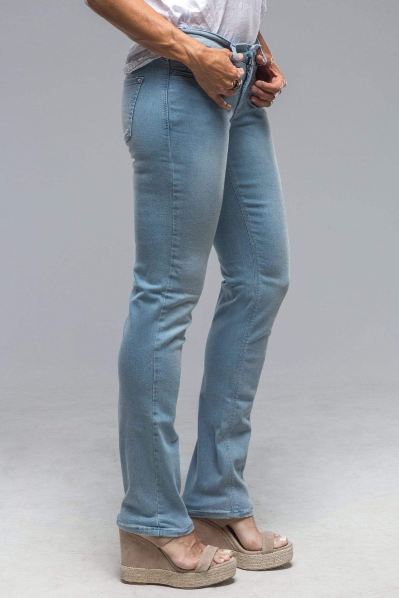 mac jeans dream straight in basic bleached blue ladies pants axels vail 28221342417085