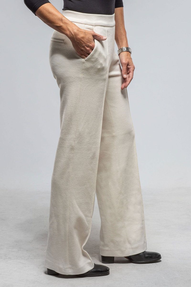 mac jeans mac chiara smart pant in vintage white ladies pants slacks axels vail 40508530557162