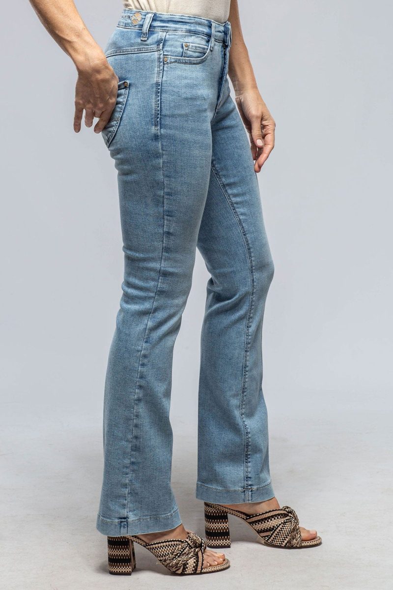 mac jeans mac dream boot authentic in summer blue clouds ladies pants jeans axels vail 39869138108650