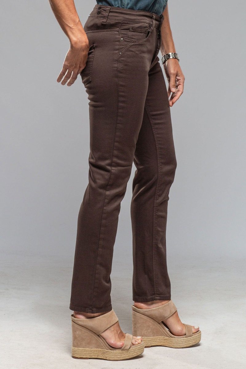 mac jeans mac dream straight authentic in chocolate brown ladies pants jeans axels vail 40217651020010