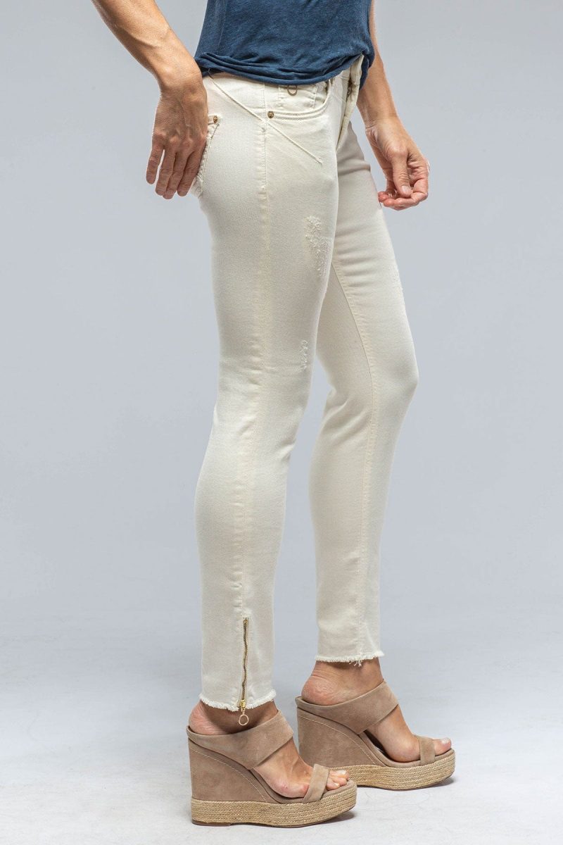 mac jeans mac rich slim chic in antique white ladies pants jeans axels vail 38930534367466