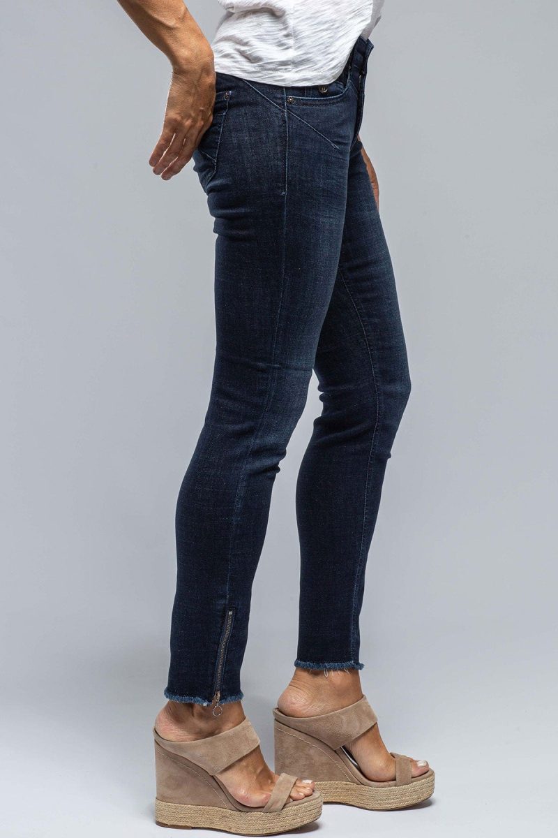 mac jeans mac rich slim chic in dark authentic ladies pants jeans axels vail 37665665679594