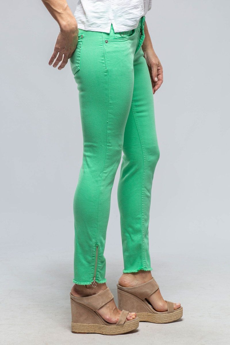 mac jeans mac rich slim chic in spring green ladies pants jeans axels vail 39869105570026