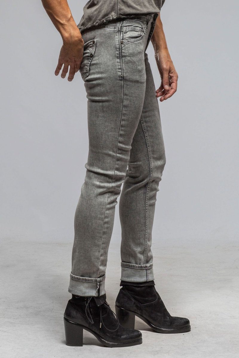 mac jeans mac rich slim light authentic denim in silver grey coated ladies pants jeans axels vail 40466622382314