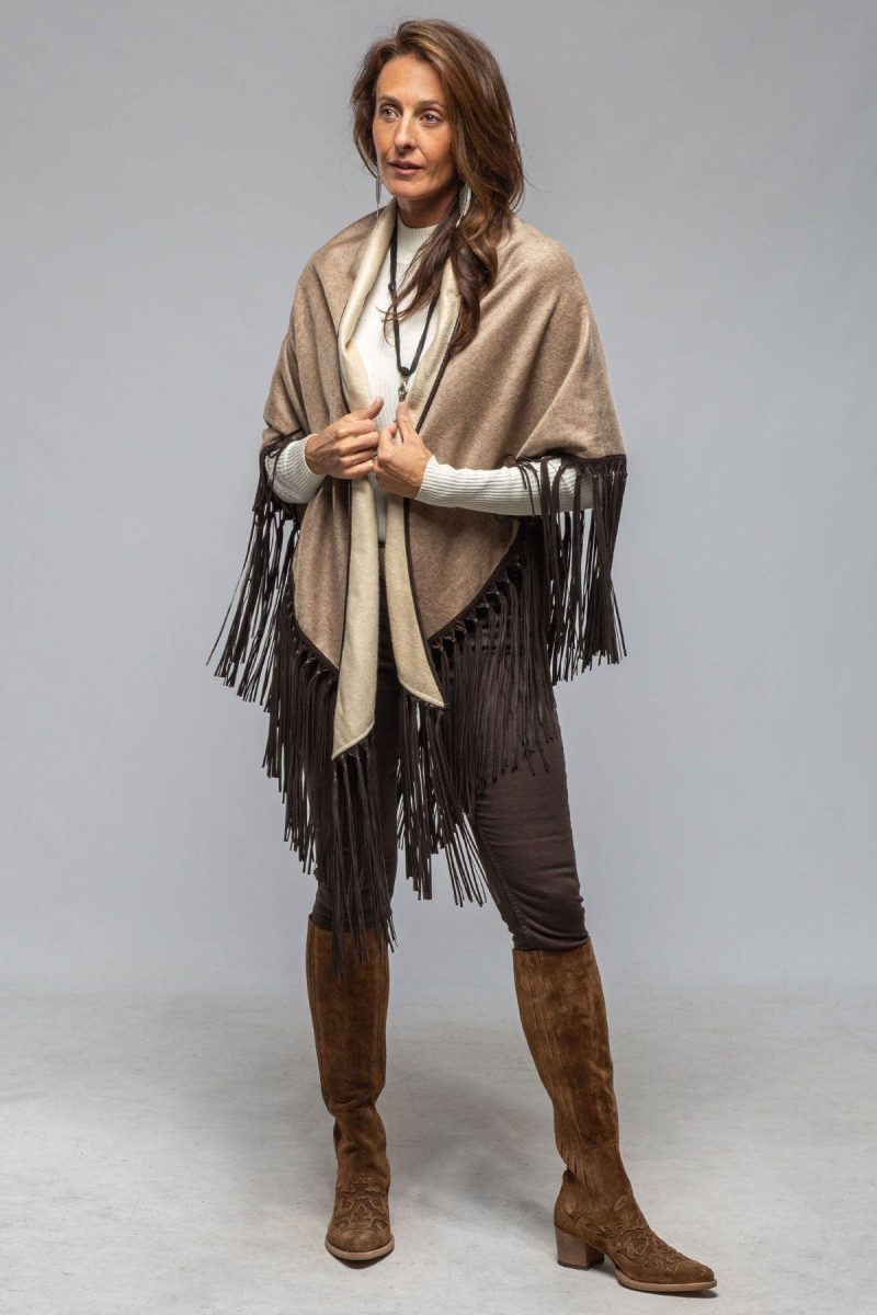 miraggio ponderosa reversible cashmere fringe shawl in rust camel ladies accessories scarves axels vail 40466618253546