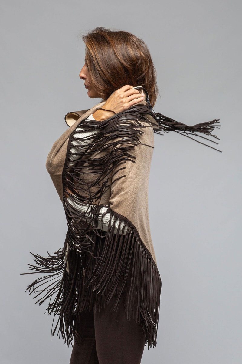 miraggio ponderosa reversible cashmere fringe shawl in rust camel ladies accessories scarves axels vail 40466618613994