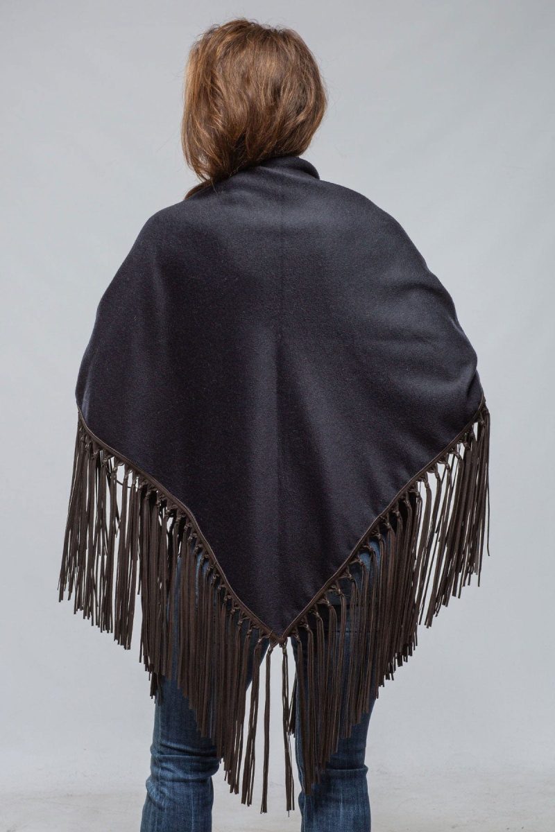 miraggio ponderosa reversible cashmere fringe shawl in rust camel ladies accessories scarves axels vail 40508511224042