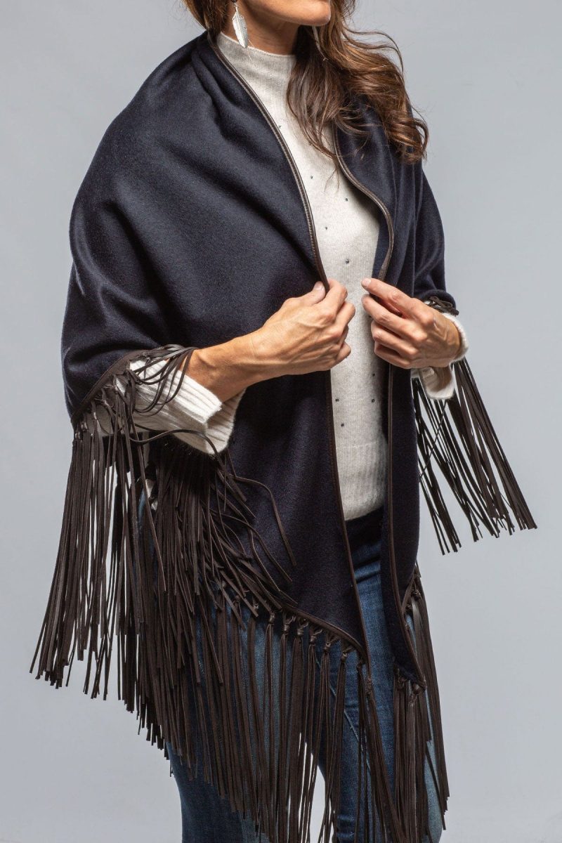 miraggio ponderosa reversible cashmere fringe shawl in rust camel ladies accessories scarves axels vail 40508511289578