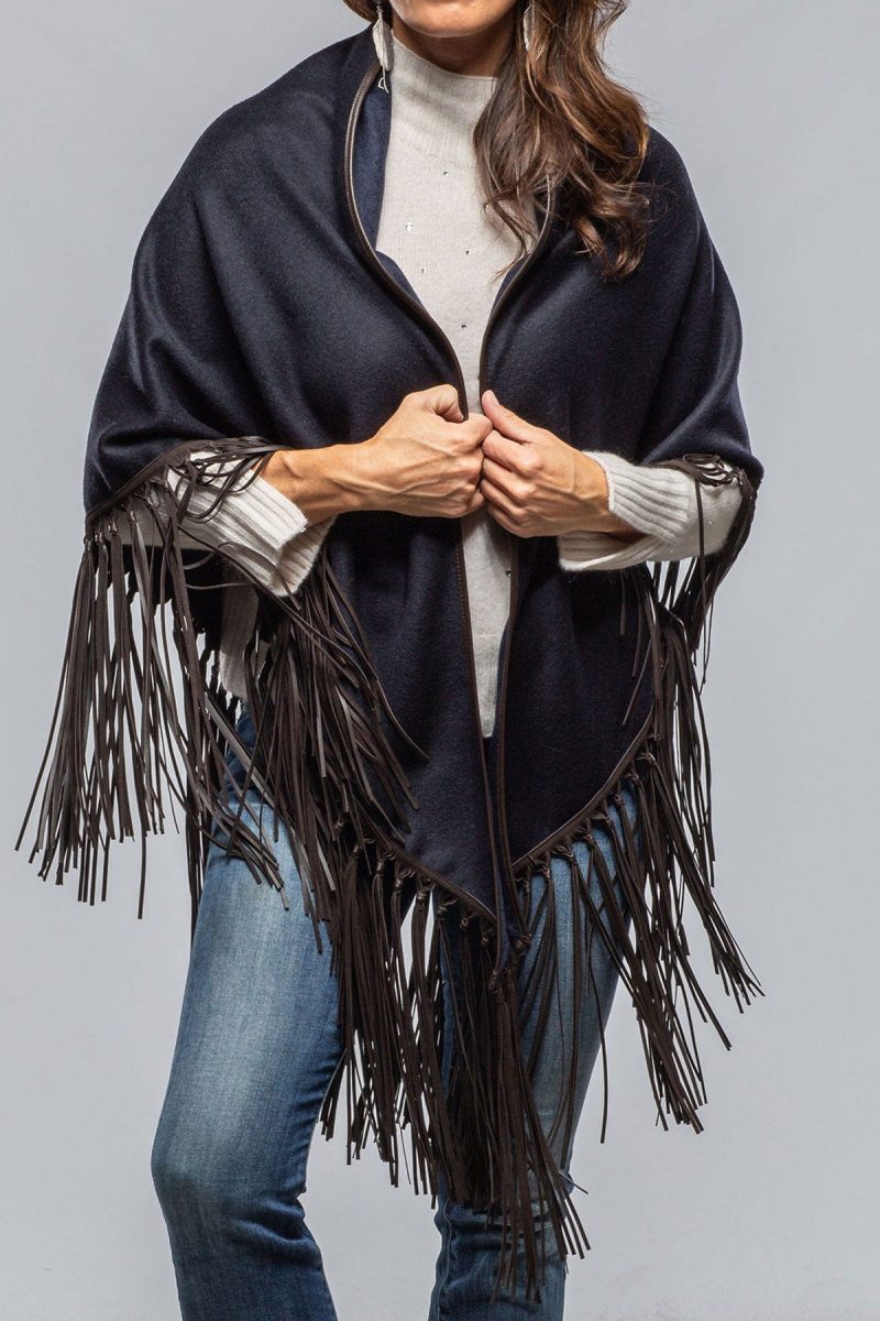 miraggio ponderosa reversible cashmere fringe shawl in rust camel ladies accessories scarves axels vail 40508511420650