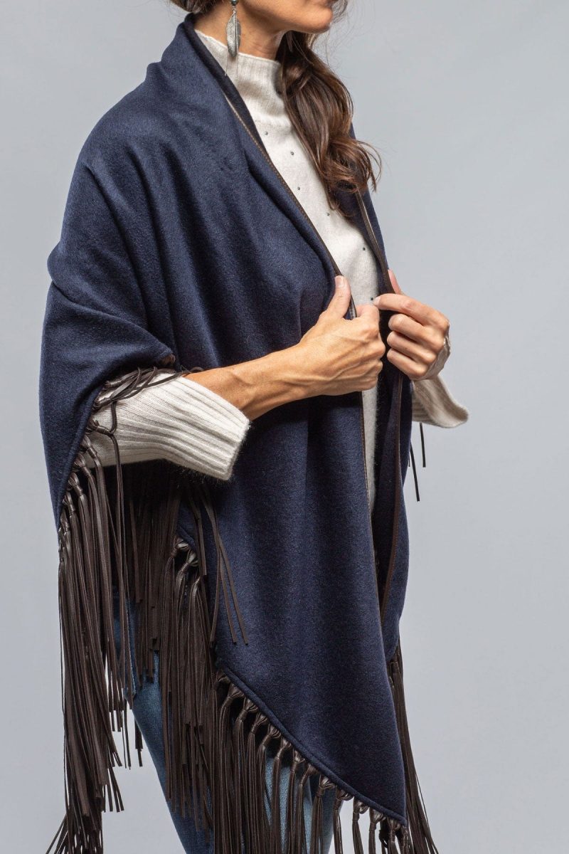 miraggio ponderosa reversible cashmere fringe shawl in rust camel ladies accessories scarves axels vail 40508511617258