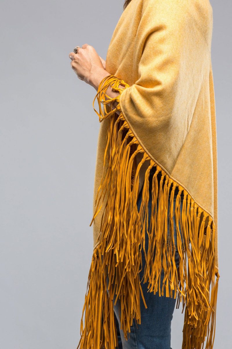 miraggio ponderosa reversible cashmere fringe shawl in yellow white ladies accessories scarves axels vail 39039243354346