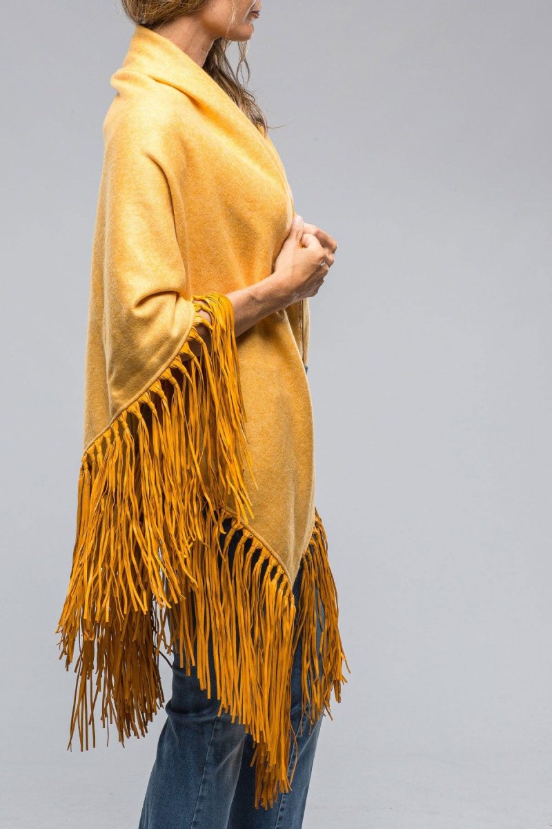 miraggio ponderosa reversible cashmere fringe shawl in yellow white ladies accessories scarves axels vail 39039243419882