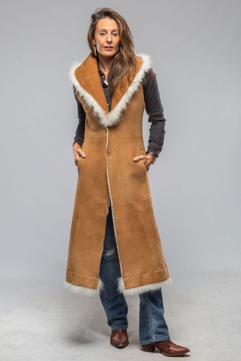 roncarati elsa long reversible shearling vest in ice ladies outerwear shearling axels vail 40367510814954