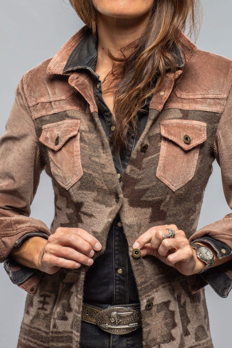 sonia villa desperado western duster in cocoa ladies outerwear lightweight axels vail 40541772644586