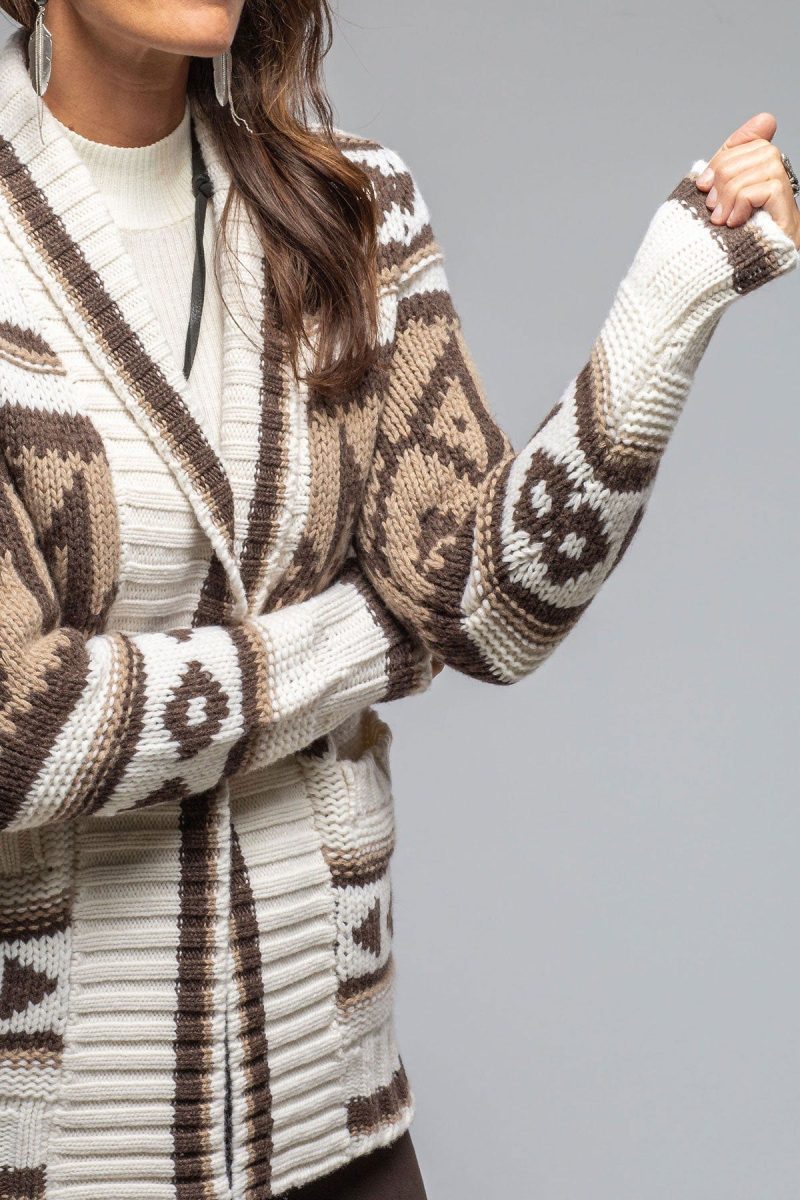 sonia villa evelyn alaskan knit sweater in brown ladies sweaters axels vail 40466606850282