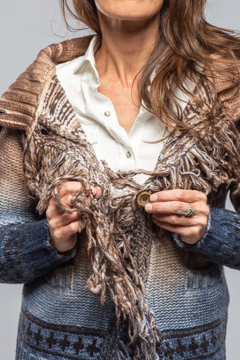 sonia villa hellen alaskan knit sweater in fringe natural ladies sweaters axels vail 40508523708650