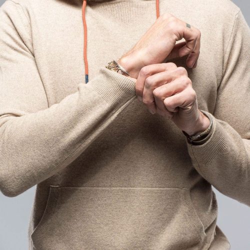 stile latino florio hooded cashmere sweater in sand mens sweaters axels vail 38819037217002