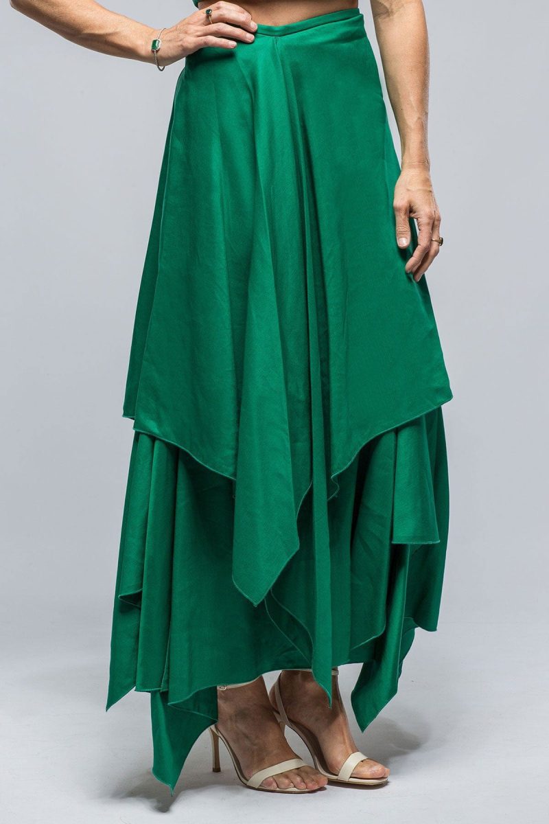 t ba buleria skirt in powin matte emerald ladies skirts axels vail 39147696324842