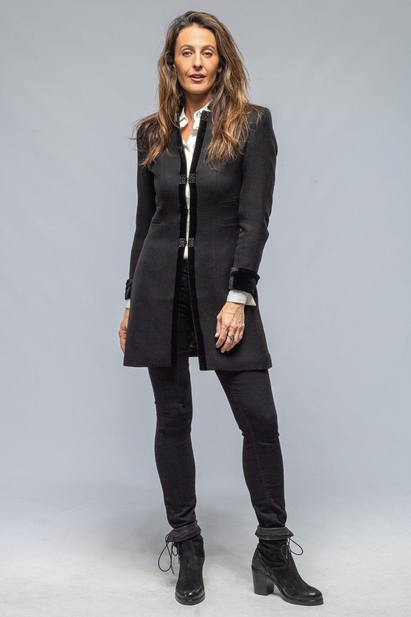 t ba medallion short coat in black jerez ladies tailored jackets axels vail 36341081604330