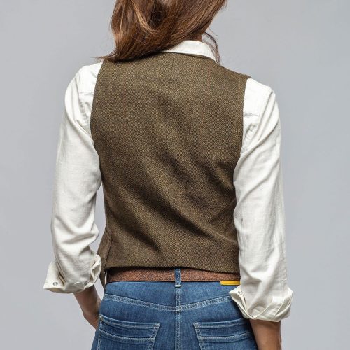 t ba sonnet vest in herringbone tweed ladies tailored vests axels vail 40287563645162