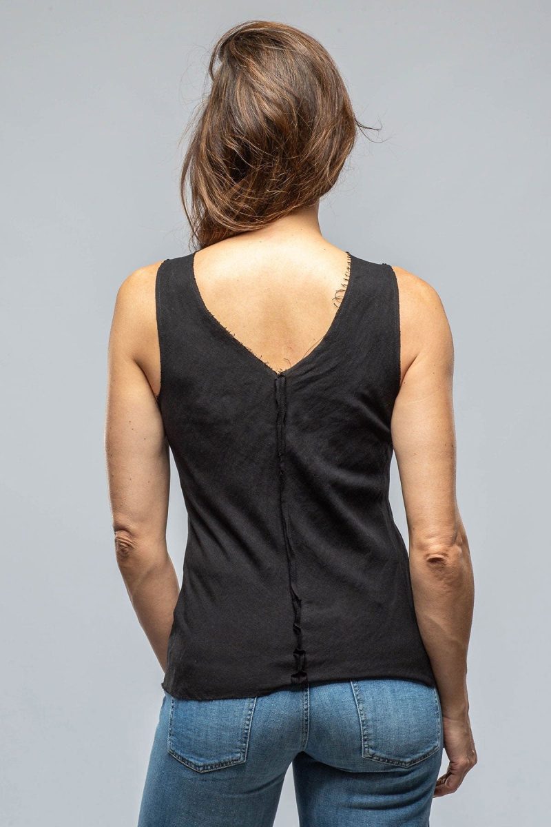 voz salamanca raw edge linen tank in black ladies blouses axels vail 39889718247658